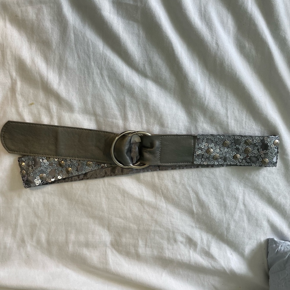 Gunmetal satin, sequined faux leather belt